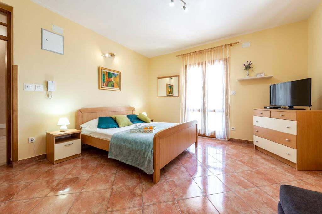 Vila Vergatum-Privacy,Gym,Billiards,Table Tennis Donji Brgat Εξωτερικό φωτογραφία